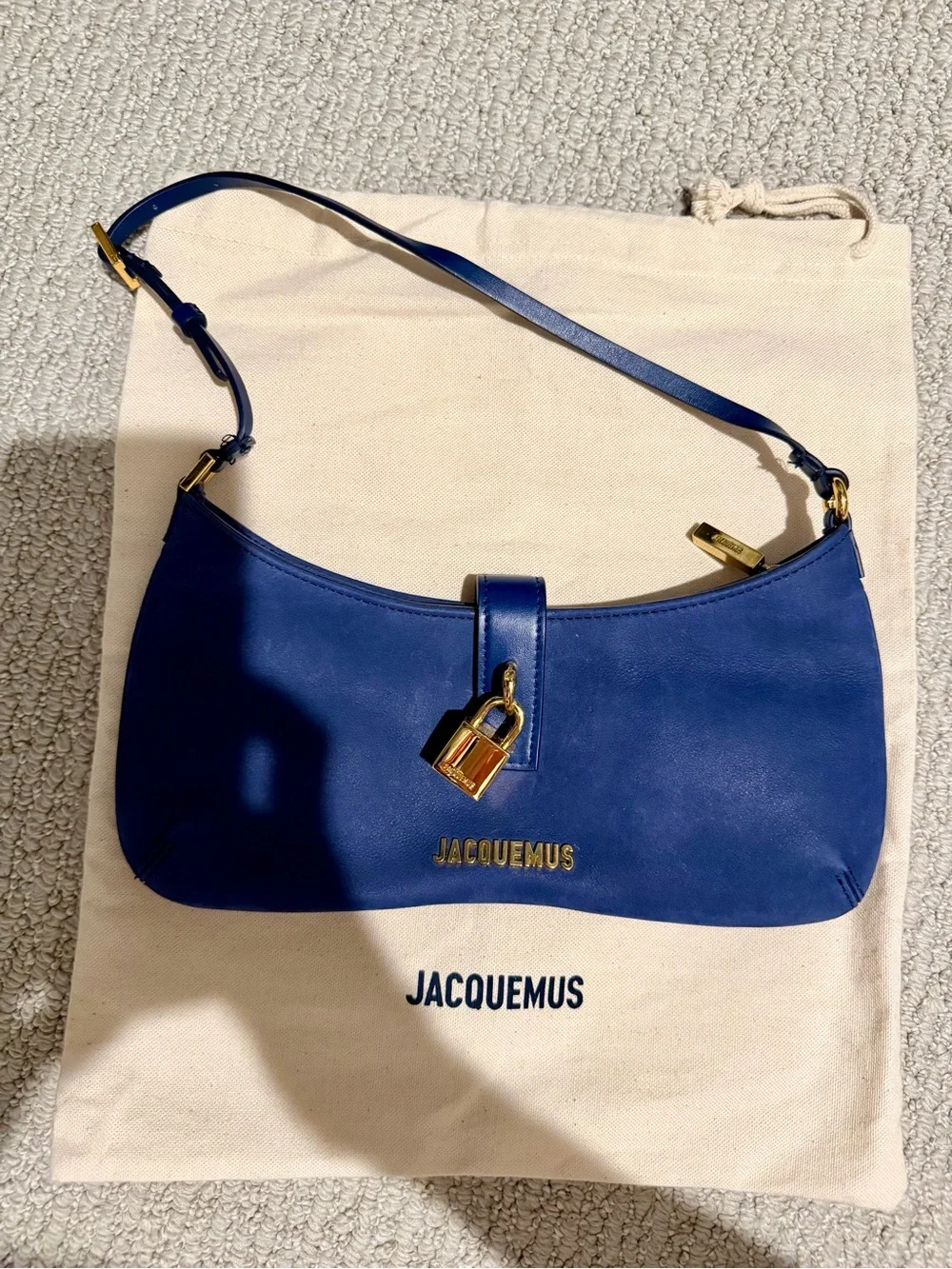 Jacquemus Navy Le Raphia 'Le Bisou Cadenas Shoulder Bag. Retail $770. Never worn
